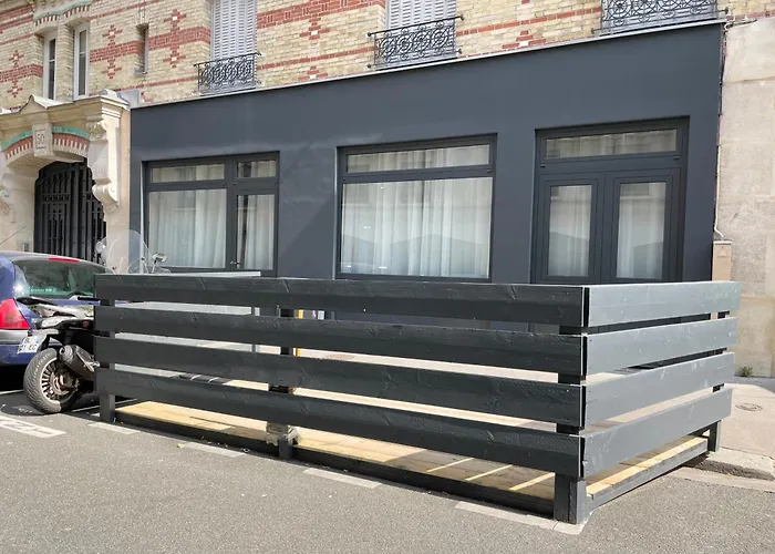 Apartman Lounge In A Cosy On Canal Saint-martin Párizs